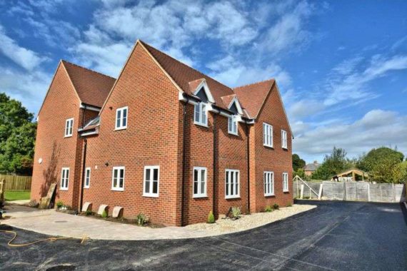 2 Bedroom Flat